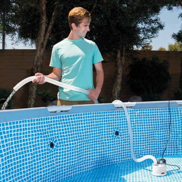 Poolvakuumpump - Intex - 28606 - Motoreffekt 99W - Flöde 3595L/h