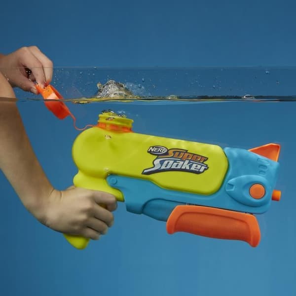 Nerf Super Soaker Wave Spray, Water Blaster, Rotary Munstycket skapar vågiga jetflygplan, utomhusvattenleksak