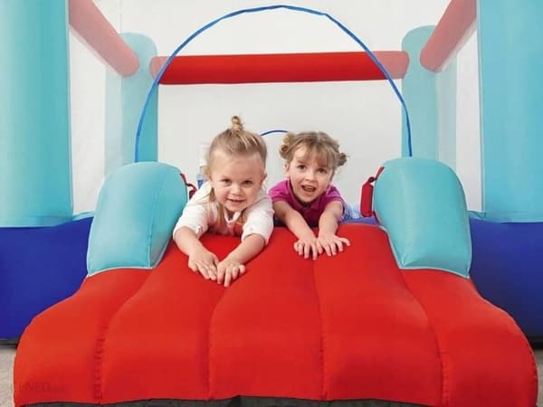 Oppustelig trampolin med rutsjebane Spring n' Slide #53310