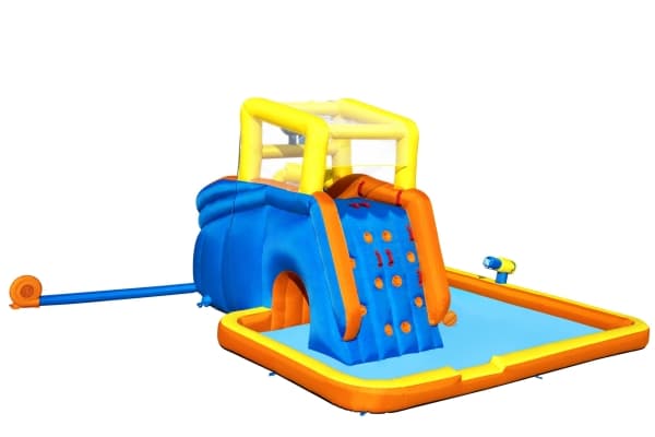 Hoppeslott Mega Waterpark Super Speedway