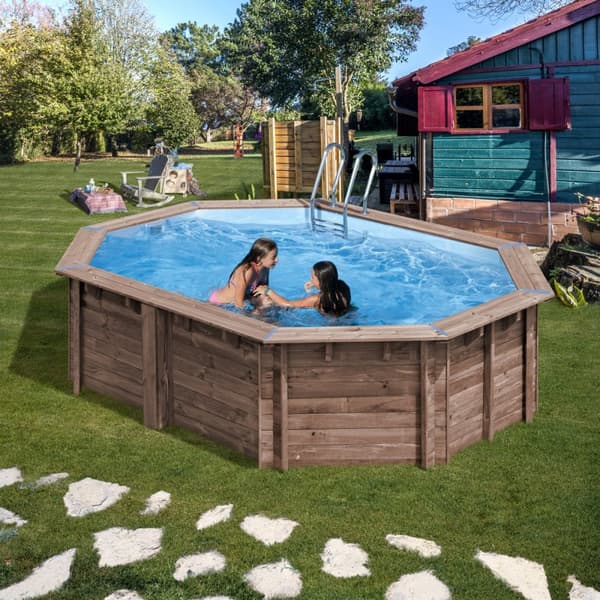 Familypool 535x335/130 Oval