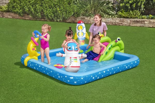 Inflatable playground 228x206x84cm B53126 02976