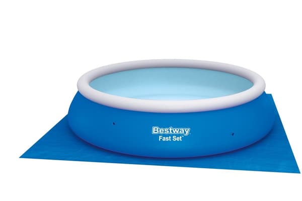 Protective mat under the Bestway 58001 swimming pool
