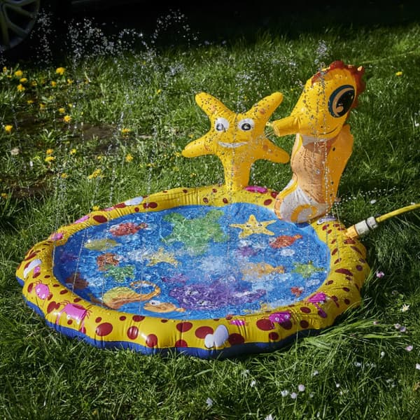 Vesimatto, sprinkleri, suihkulähde, vesiverho, suihkuallas