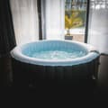 Pikkukuva 1 / 4: Ilmatäytteinen spa Sunspa 4 henkilöt