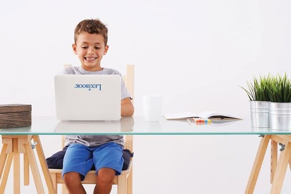 Lexibook pedagogiskt konsolspel - JC598i2 - ska uppdateras,