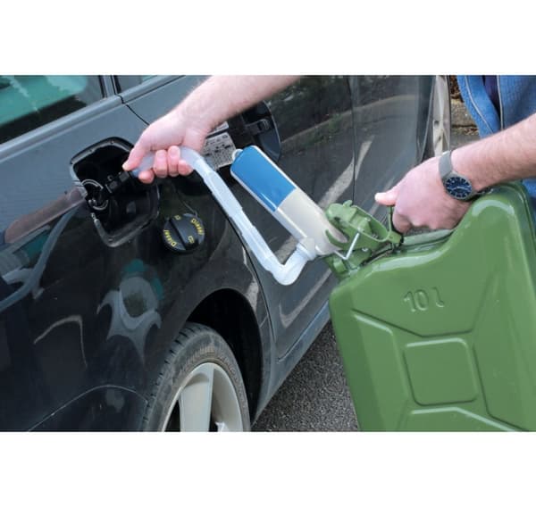 Drivstoffpumpe med batterier 7L/min