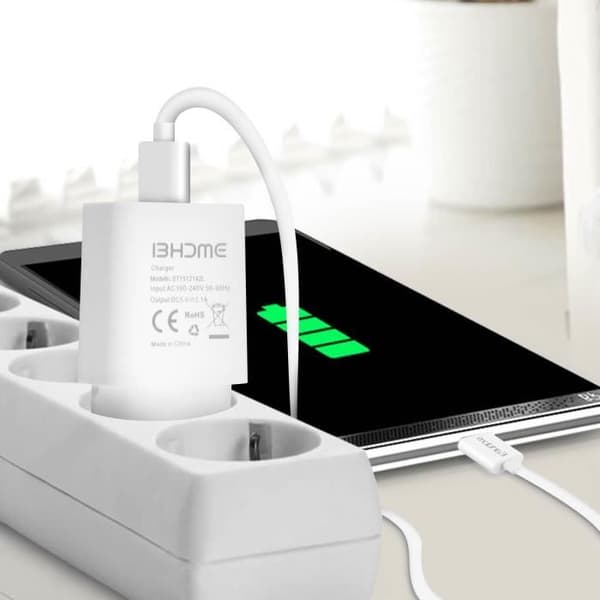 Pack 3 in 1 Nätladdare 2.1A billaddare 2.1A och mikro-USB-kabel Vit