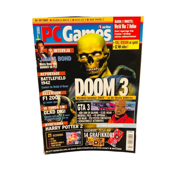 PC-Games Nr 08-09 2002 Doom 3 GTA 3 James Bond