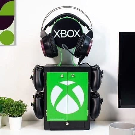 OFFICIELL XBOX allt-i-ett-skåp - För videospel + headset + kontroller och kablar