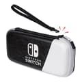 Miniatyrbild 2 av 4: Slim Deluxe svart och vit bärväska för Nintendo Switch / Lite / OLED-konsoler
