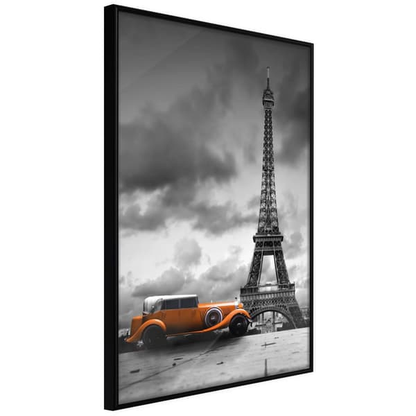 Inramad Poster / Tavla - Under the Eiffel Tower