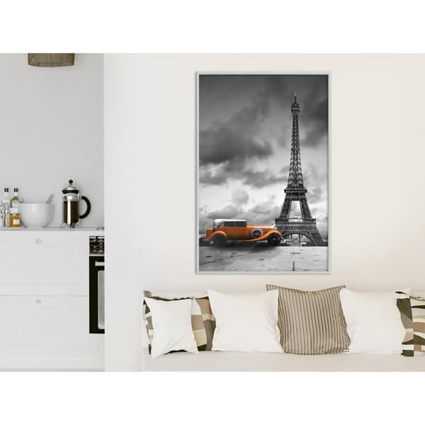 Inramad Poster / Tavla - Under the Eiffel Tower
