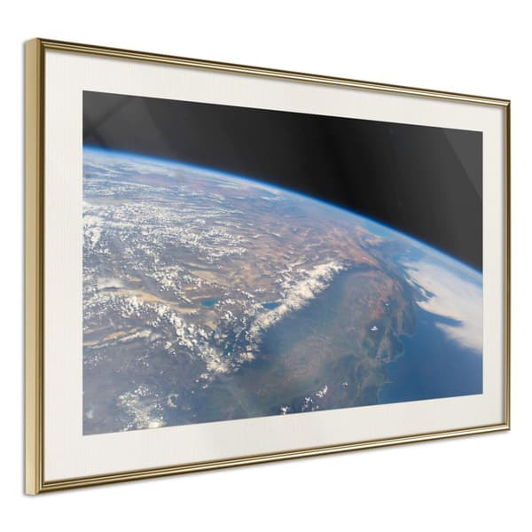 Inramad Poster / Tavla - Curve of the Earth Guldram med passepartout 45x30
