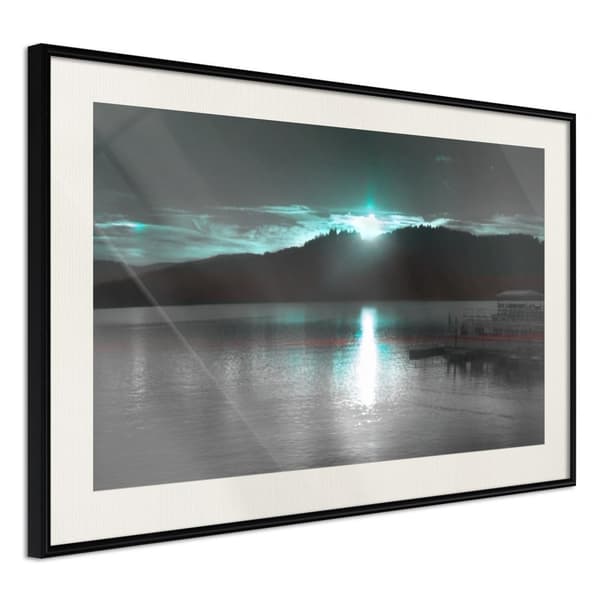 Inramad Poster / Tavla - Aurora at the Horizon
