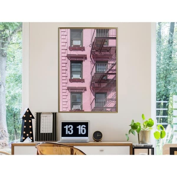 Inramad Poster / Tavla - Pink Facade