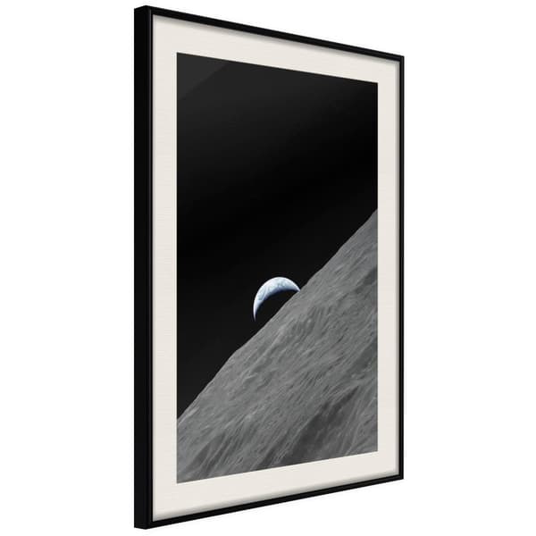 Inramad Poster / Tavla - Planet in the Shadow