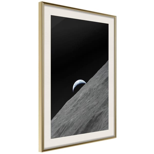 Inramad Poster / Tavla - Planet in the Shadow Guldram med passepartout 40x60