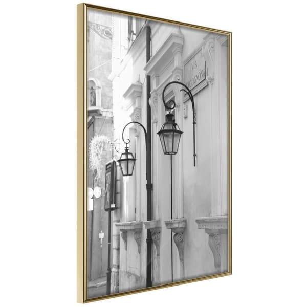 Inramad Poster / Tavla - Old Town's Charm Guldram 30x45