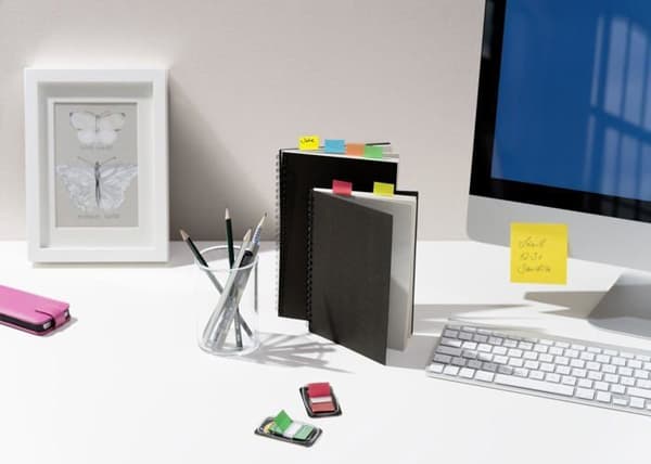 Post-it 3m-index, stark rosa, avsmalnande, pack med klister…