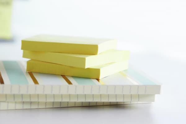 POST-IT® KLISTERMÄRKNINGAR (654CY-VP20), 76X76MM, (16+4)X100 PART