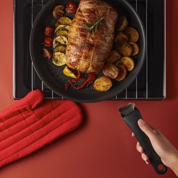TEFAL INGENIO Avtagbart handtag Svart, Stapelbar, Avtagbar, Säkerhetslås 3 punkter, 10 års garanti, Expertis L9863302