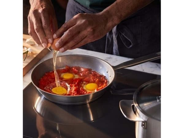 Fiskars All Steel frying pan, 26 cm