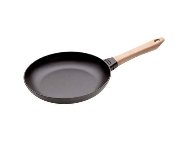 Cast iron frying pan with wooden handle Staub - 26 cm