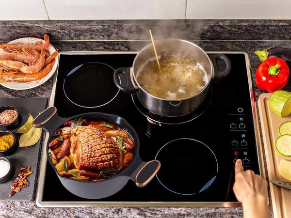 5L Kastrull med lock – Non stick beläggning – Induktionshäll
