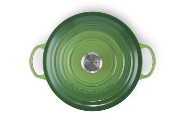 L Creuset Le Creuset signaturgryta i emaljerat gjutjärn med lock, 26 cm, rund, 4 l, 4.255 kg, bambu,