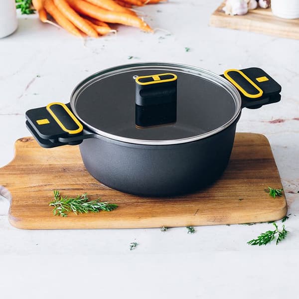 BRA Daily Pro | Gryta i gjuten aluminium, PFOA-fri non-stick beläggning, passar alla spisar inklusive induktion, 20 cm