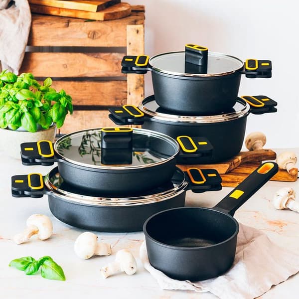 BRA Daily Pro | Gryta i gjuten aluminium, PFOA-fri non-stick beläggning, passar alla spisar inklusive induktion, 20 cm