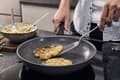 Miniatyrbilde 3 av 5: ZWILLING Terreno Plus Ceramic Stegepande, 24 cm, Aluminium, Titanium forstærket keramisk non-stick-belægning