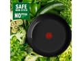 Pikkukuva 5 / 5: Tefal Renew Black C4320623, Pyöreä, Monikäyttöinen paistinpannu, Musta, Keraaminen, Alumiini, 2,588 L