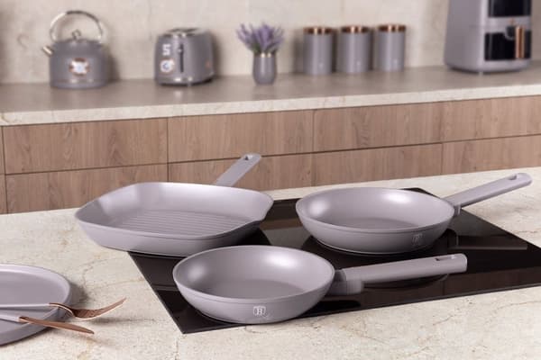 Berlinger Haus Bh-8109 Taupe Lumarko sæt med 3 titanium stegepander!