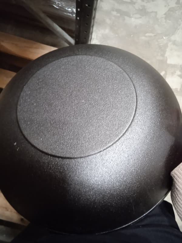 Large cast iron wok model frying pan with wooden handle 31 cm