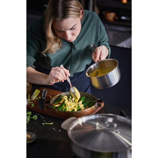 Fiskars Teräspannu 1,5L