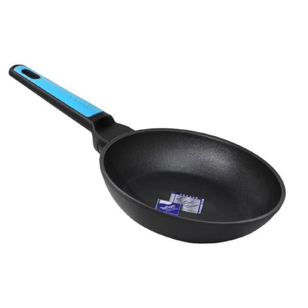 Cecotec 20 cm frying pan made of high quality forged aluminium with 6 layers and Platinum Plus Teflon® Nonstick Coating, PFOA-free. Full Induction he