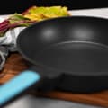 Miniatyrbild 3 av 5: Cecotec 28 cm frying pan made of high quality forged aluminium, with 6 layers and Platinum Plus Teflon™ Nonstick Coating, PFOA free, with Full Induct