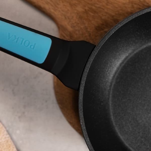 Cecotec 28 cm frying pan made of high quality forged aluminium, with 6 layers and Platinum Plus Teflon™ Nonstick Coating, PFOA free, with Full Induct