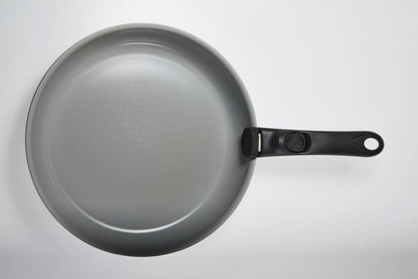 MO-Brydepande 28cm. under det aftagelige håndtag, Melodia