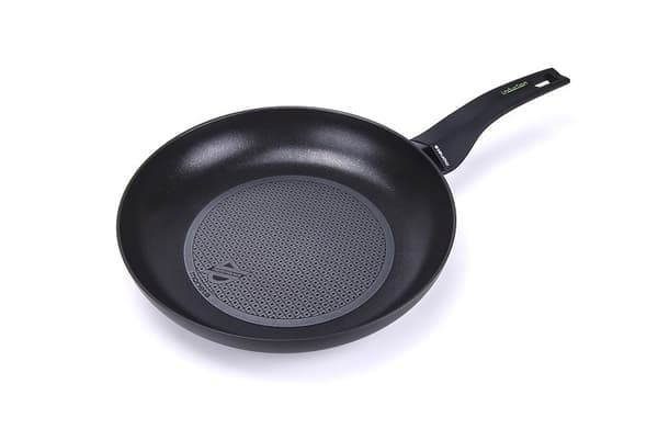 MO-Paistinpannu 20 cm, Nova, induktio