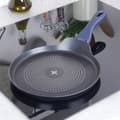 Miniatyrbild 2 av 5: Diamantstekpanna för pannkakor, 26 cm