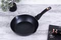Miniatyrbillede 8 af 9: DEEP GRANIT STEGEPADE 24cm BERLINGER HAUS BLACK ROSE BH-6184