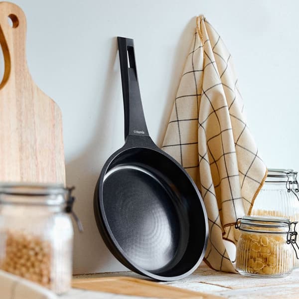 Stekpanna | TRISTAN | med keramisk beläggning ILAG svart | 24 cm | 892375