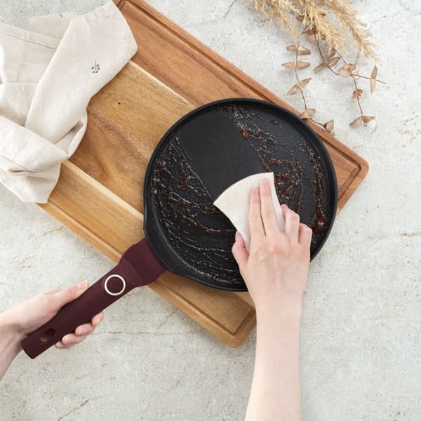 Titaaninen pannukakkuvuoka 25 cm Berlinger Haus Bh-8025 Leonardo Lumarko!