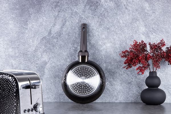 Berlinger Haus Titan Stekpanna 24cm Bh-6568 Primal Gloss Lumarko!