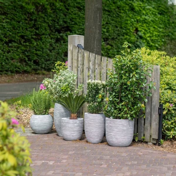 Capi Plantevase Nature Rib elegant lav 36x47 cm elfenben KOFI782