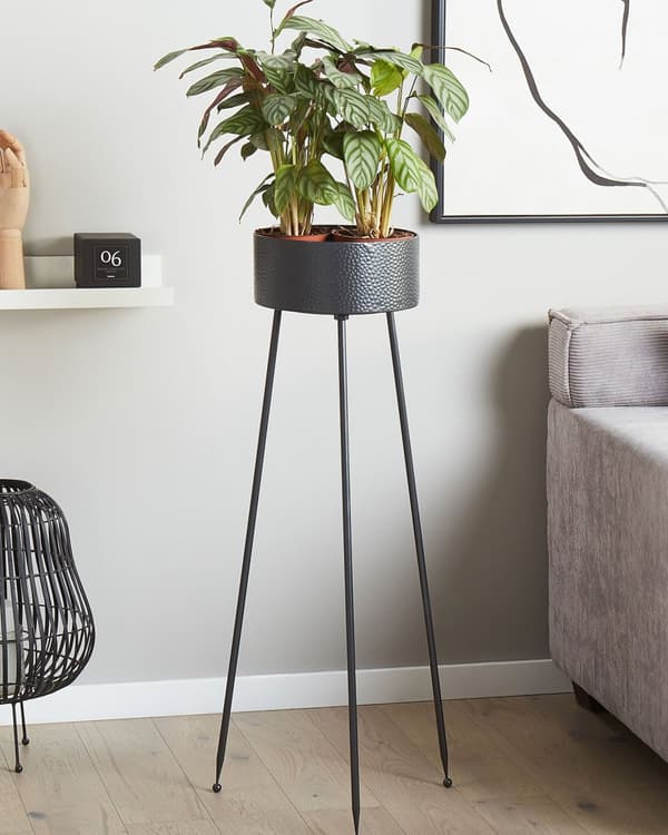 Kukkaruukku musta metallinen jaloilla 33 x 31 x 88 cm sisäkäyttöön