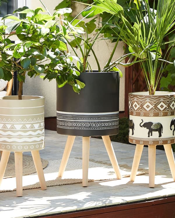 Blomkruka Grå Magnesium ⌀ 34 cm med vitt handmålat mönster och 3 ben i bokträ Rund Boho-kruka för inomhus och utomhusbruk